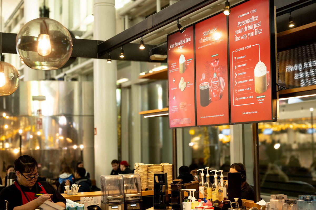 starbucks-bmediagroup (3).jpg