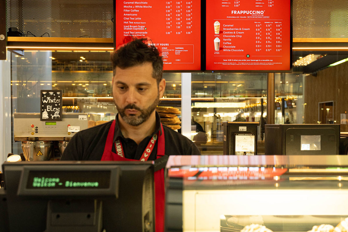 starbucks-bmediagroup (6).jpg